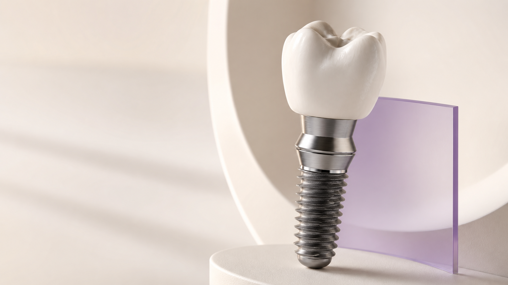 Implante dental y corona cerámica